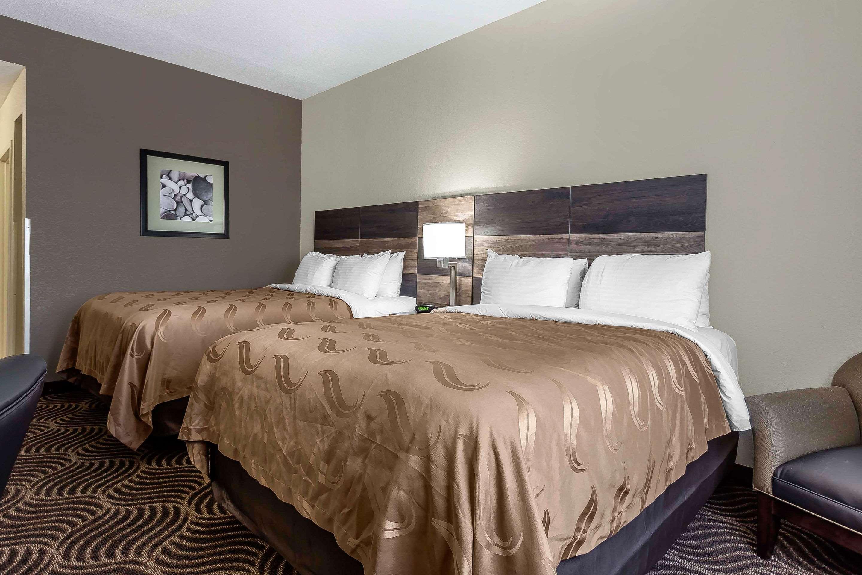 Quality Inn & Suites Salisbury Extérieur photo