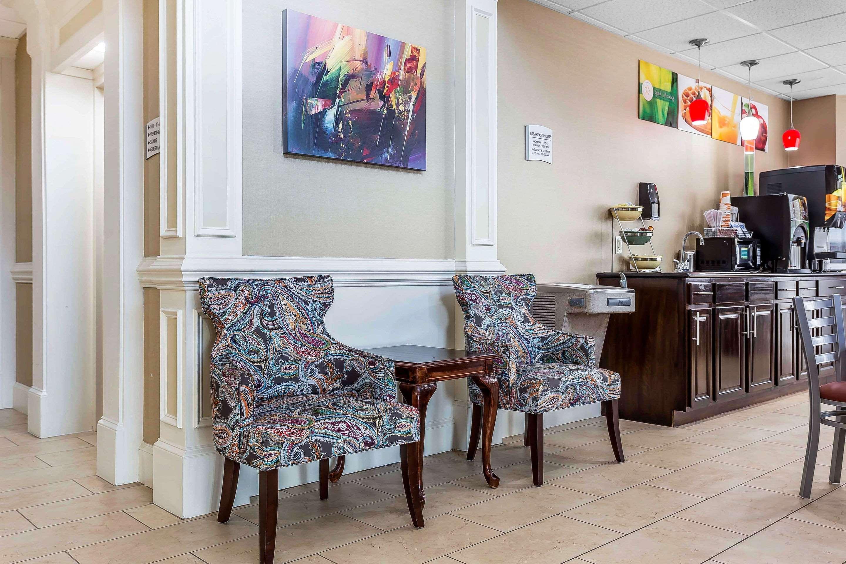 Quality Inn & Suites Salisbury Extérieur photo