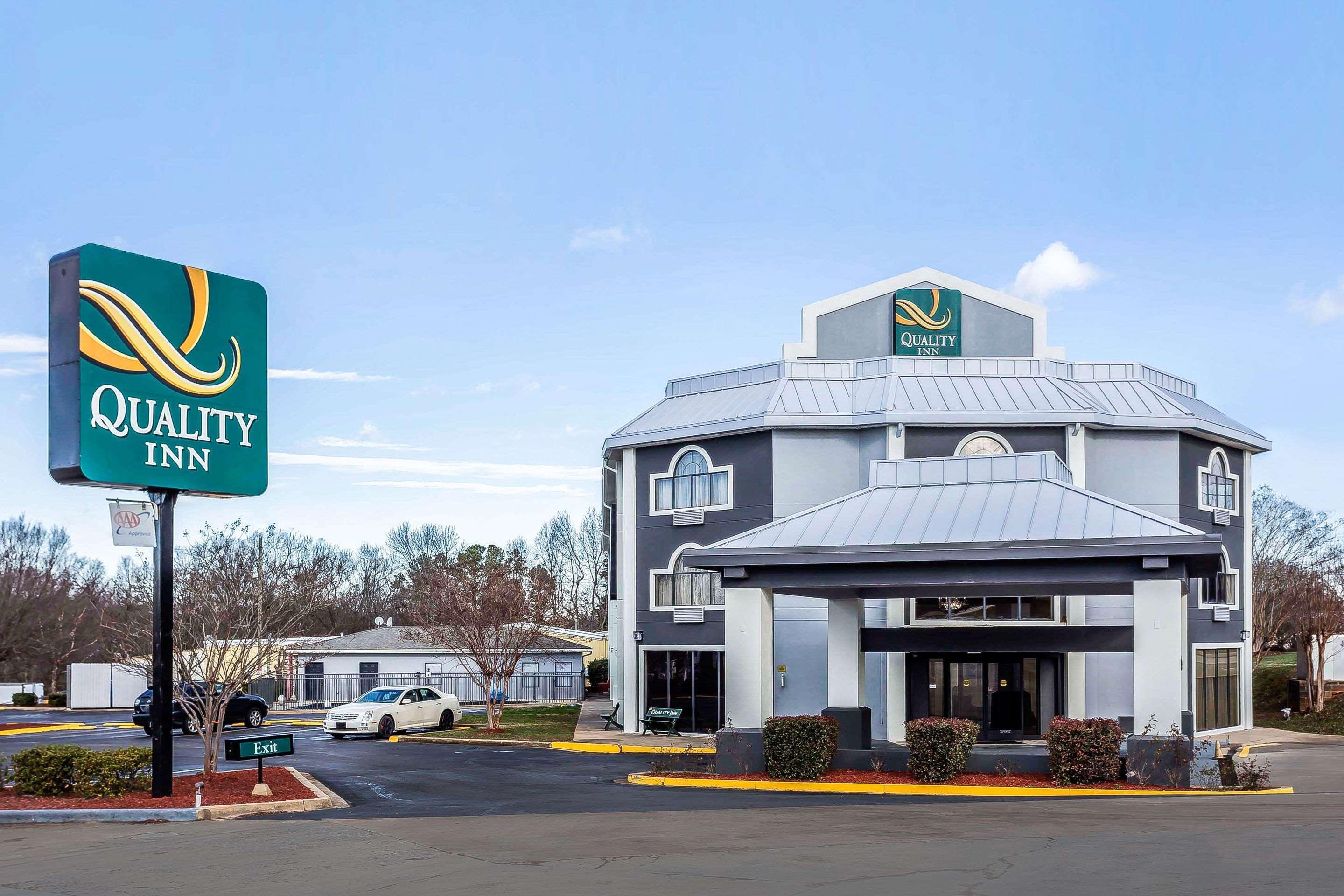 Quality Inn & Suites Salisbury Extérieur photo