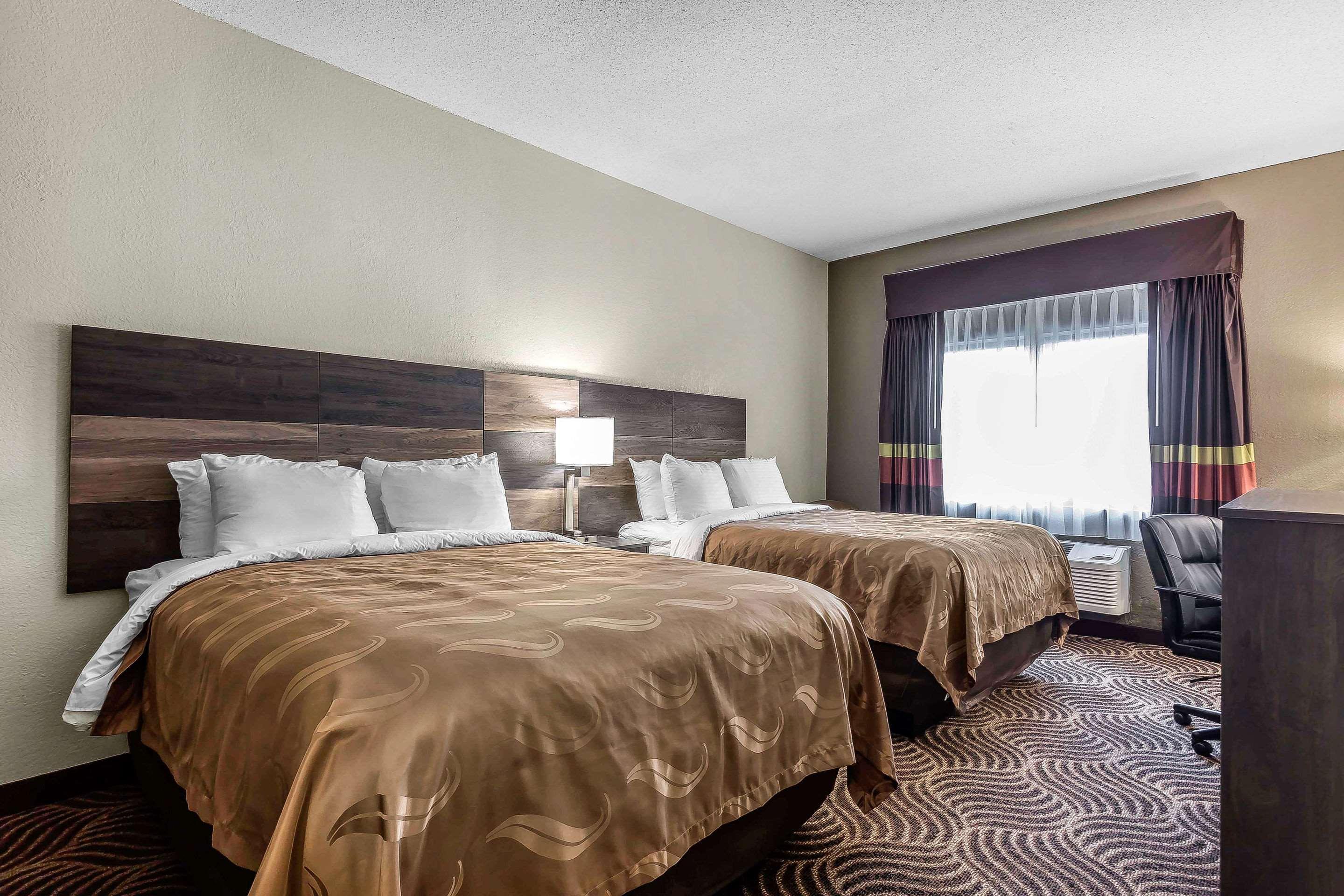 Quality Inn & Suites Salisbury Extérieur photo
