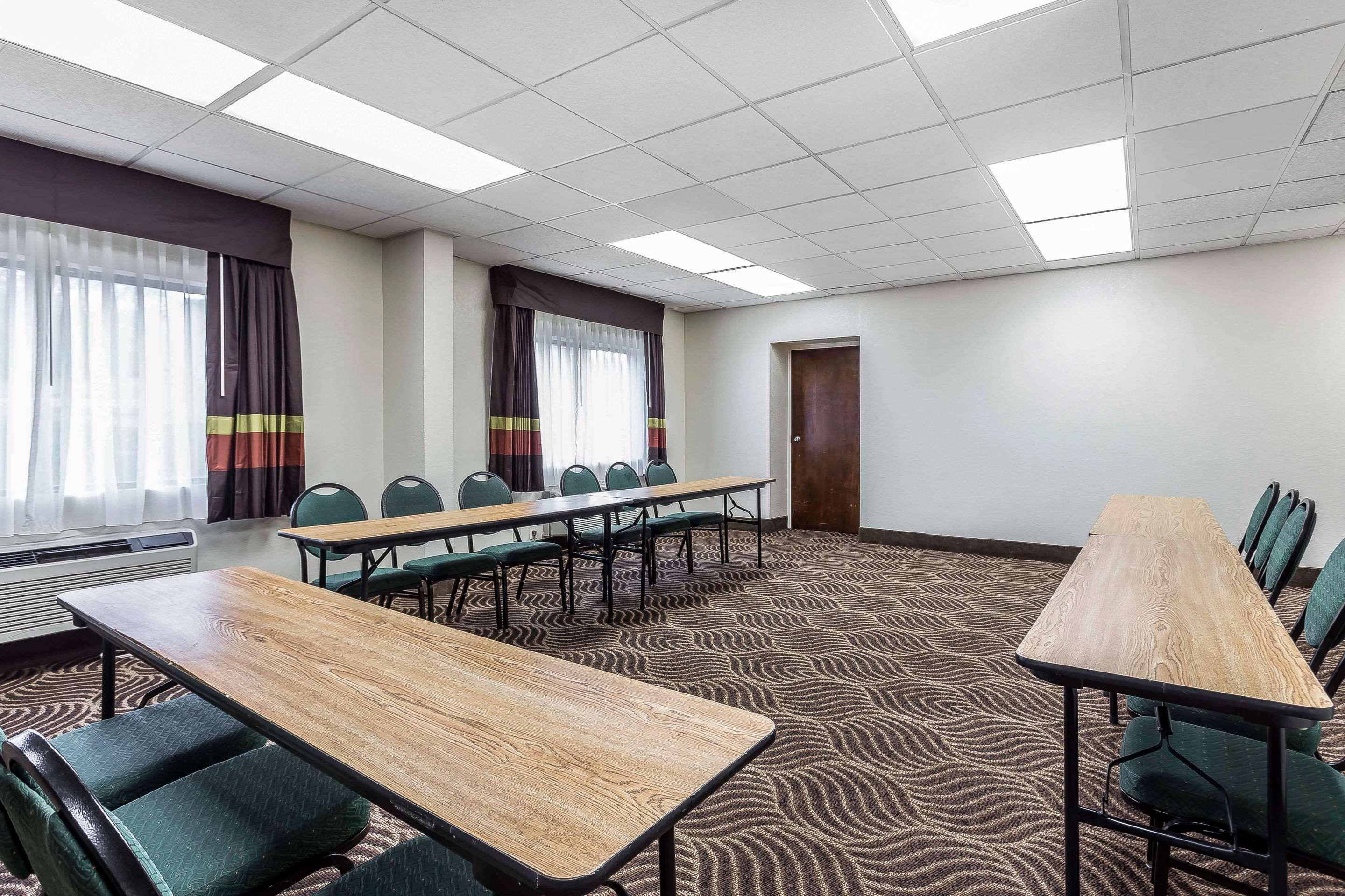 Quality Inn & Suites Salisbury Extérieur photo
