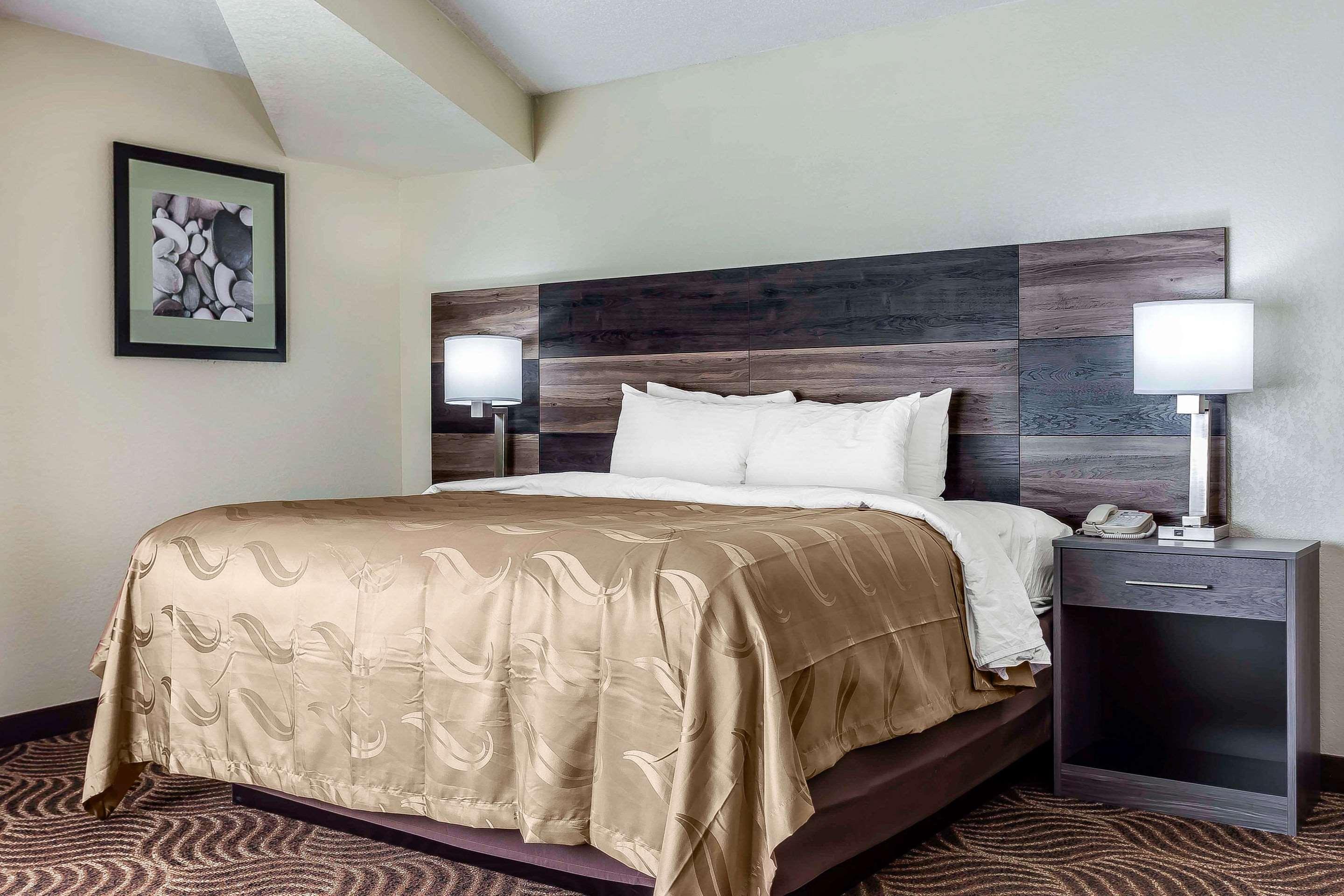 Quality Inn & Suites Salisbury Extérieur photo